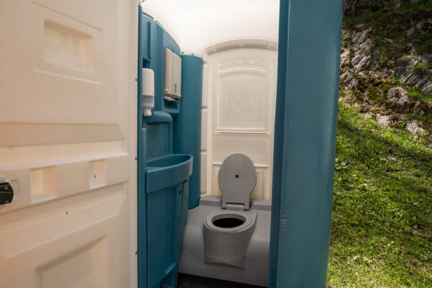 Best High-end porta potty rental  in Overland Park, KS